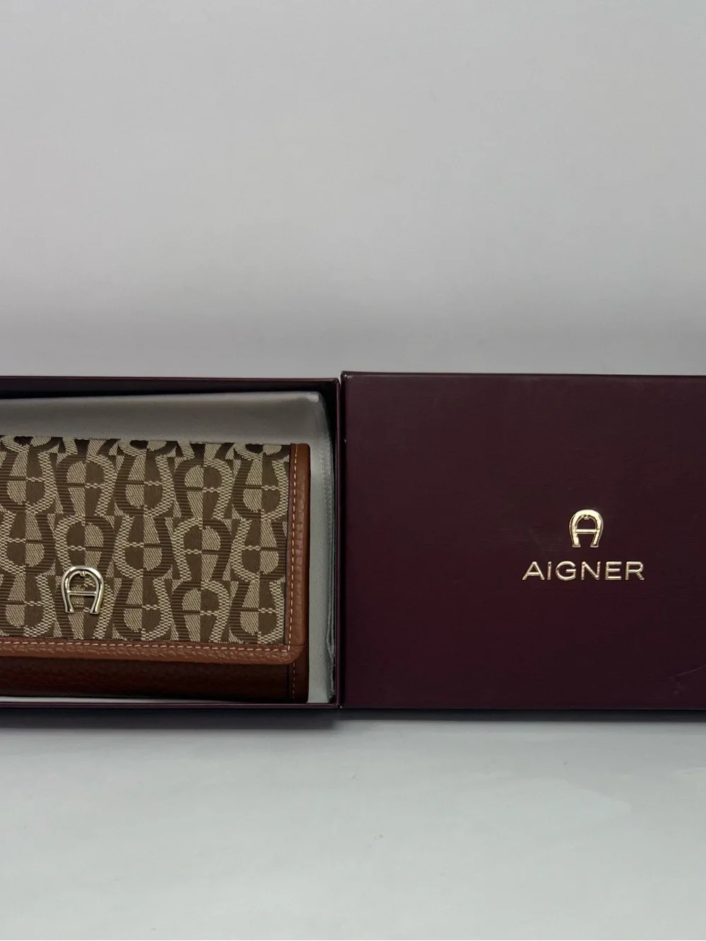 AIGNER Munich Monogram Leather Wallet Brown Flap NOS New w/ Box Women’s Luxury